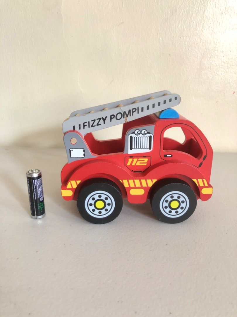 Fizzy Pompi Wooden Fire Truck (Category: Kids Toys) located in Imus. Submitted by dyelinn (Listing ID 1397068004, Image 3). Description: ✨PRELOVED 🇬🇧 Fizzy Pompi Fire Truck Flaw: Small crack on ladder (fix with wood glue) ₱280.