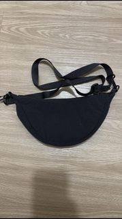 (Category: ) located in . Submitted by closetspringcleaning (Listing ID 1397155432, Image 1). Description: .