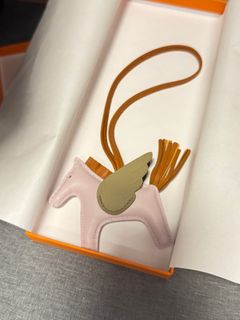 （分類：）位於 。 由 eman_1234 提交（商品編號 1397177364，圖片 1）。簡介： 。