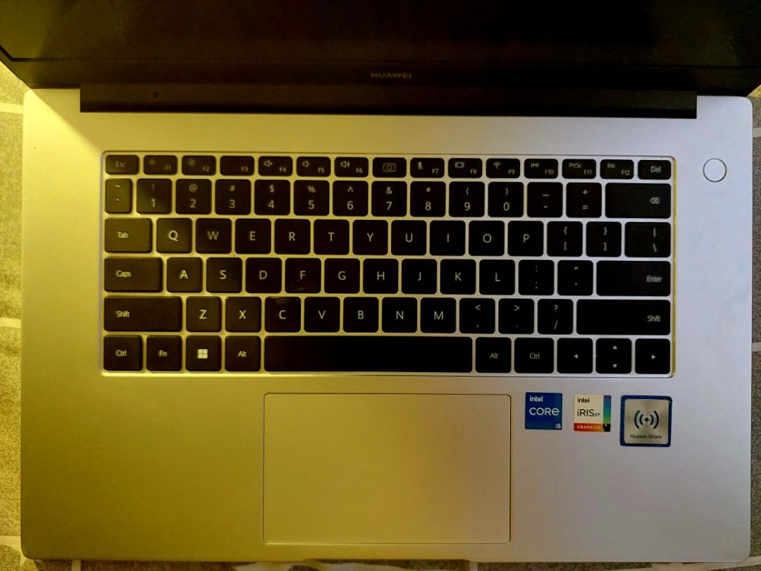Huawei Laptop (Intel Core i5 11th.gen) MatebookD15 (Category: Laptops & Notebooks) located in Makati City. Submitted by a_pullman016 (Listing ID 1397117083, Image 3). Description: 📌 FOR SALE: Huawei Laptop | Intel Core i5-1135G7 | 8GB RAM | 512GB SSD NVMe | Intel (R) Iris (R) Xe Graphics + FREEBIES:)) 💻 Specs: • Processor: Intel Core i5 | 11th Gen. (i5-1135G7) • Ram: 8GB DDR4 • Storage: 512GB SSD NVMe (fast boot & load times) • Graphics Card: I