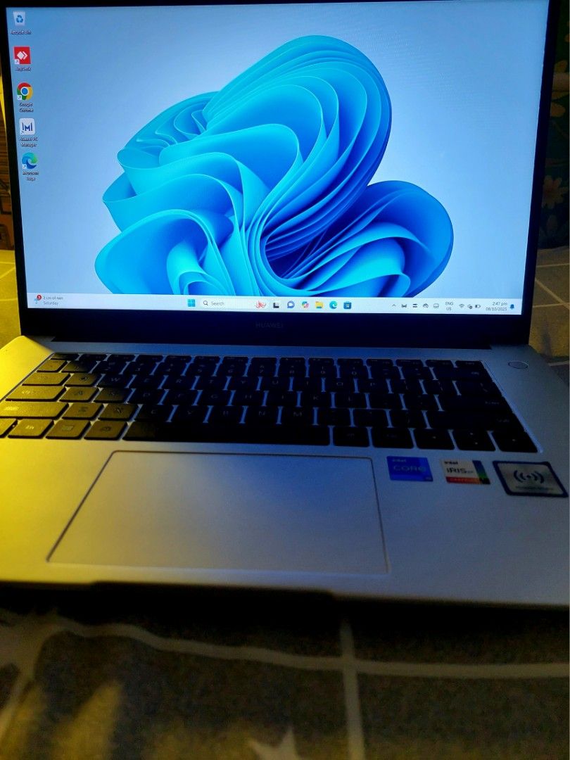 Huawei Laptop (Intel Core i5 11th.gen) MatebookD15 (Category: Laptops & Notebooks) located in Makati City. Submitted by a_pullman016 (Listing ID 1397117083, Image 1). Description: 📌 FOR SALE: Huawei Laptop | Intel Core i5-1135G7 | 8GB RAM | 512GB SSD NVMe | Intel (R) Iris (R) Xe Graphics + FREEBIES:)) 💻 Specs: • Processor: Intel Core i5 | 11th Gen. (i5-1135G7) • Ram: 8GB DDR4 • Storage: 512GB SSD NVMe (fast boot & load times) • Graphics Card: I