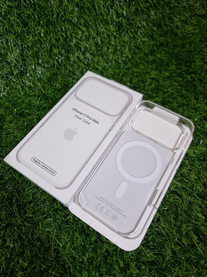 iPhone 17 Pro/ 17 Pro Max Magsafe Clear Case [NON YELLOWING] (Category: Cases & Sleeves) located in Manila. Submitted by ceeyashop (Listing ID 1397077352, Image 2). Description: Pm me, Available on hand Lalamove,Grab,J&T COD will do!.