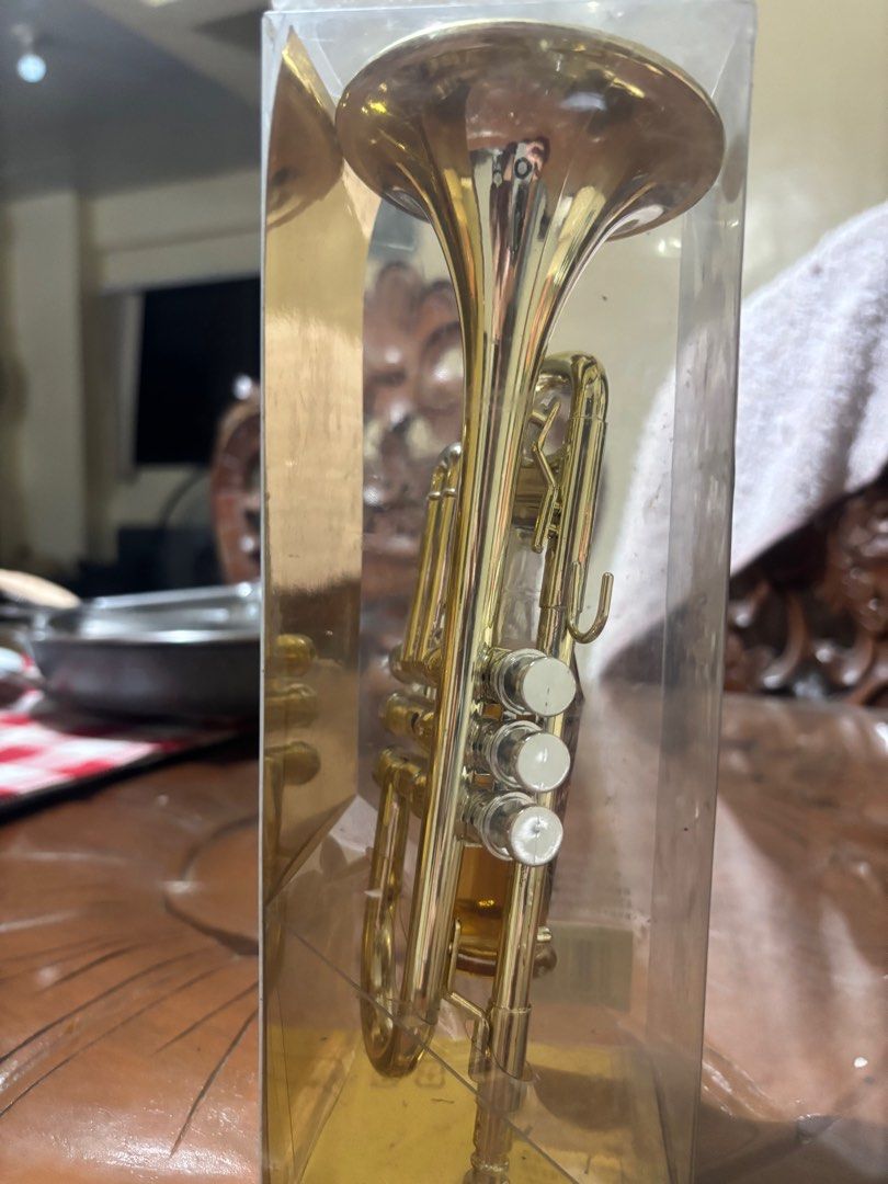 La priere mini liquor trumpet (Category: Vintage Collectibles) located in Manila. Submitted by jojopherna60447 (Listing ID 1397146557, Image 3). Description: japan item.