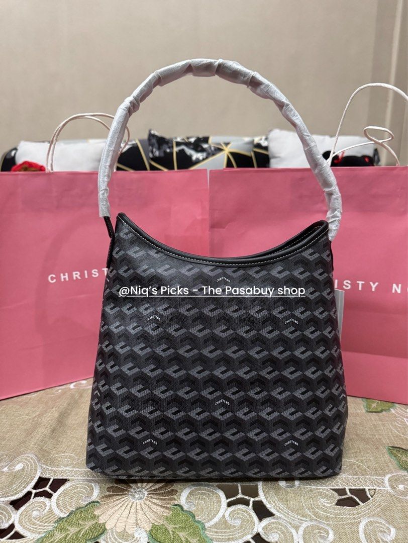 ONHAND Christy Ng Alesso Medium Bag (Category: Tote Bags) located in Mandaluyong City. Submitted by syzj30 (Listing ID 1397092089, Image 2). Description: Christy Ng Alesso Medium Colors Available: •White •Black •Ash •Pink •Burgundy 👉🏻 Brand new with Complete Inclusions (Paper bag and Dust Bag).