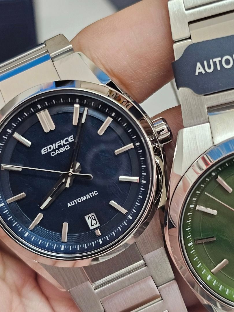 ORIGINAL Casio Edifice EFK100D Series Watch (Category: Men's Watches) located in Manila. Submitted by leilarin28 (Listing ID 1397067698, Image 2). Description: NEW STOCK!!! TUMAAS po Sa mga naghahanap ng AUTOMATIC PHP: 14,990 each 101% ORIGINAL Casio Edifice EFK100D Series Sapphire Crystal Approx 40mm money back if fake Disclaimer: We are not affiliated with any of the brands featured in this page. Copyrights and registered trademarks are reserve
