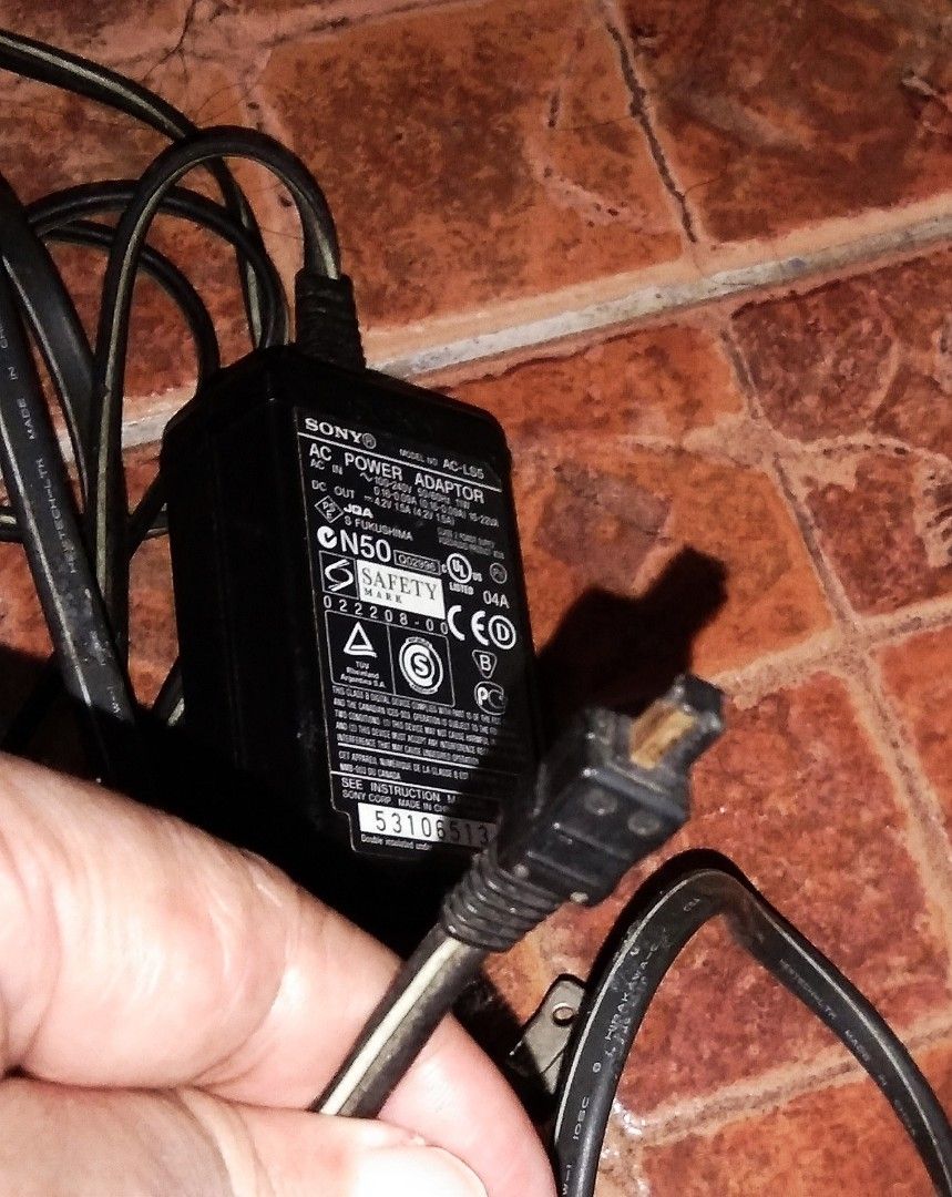 Power Adaptors (Category: Cables & Adaptors) located in Quezon City. Submitted by dancatz (Listing ID 1397063428, Image 2). Description: • P100.00-P350.00 • assorted power adapter • see images for details LFB Seller Location: Brgy. Sta Teresita, Quezon City Please DM me for more details Payment Methods: Gcash (preferable) BPI bank transfer (optional) Delivery Method: LBC, LalaMove, Grab Express, J&T or buyer's choice of rider / courier *shipping 