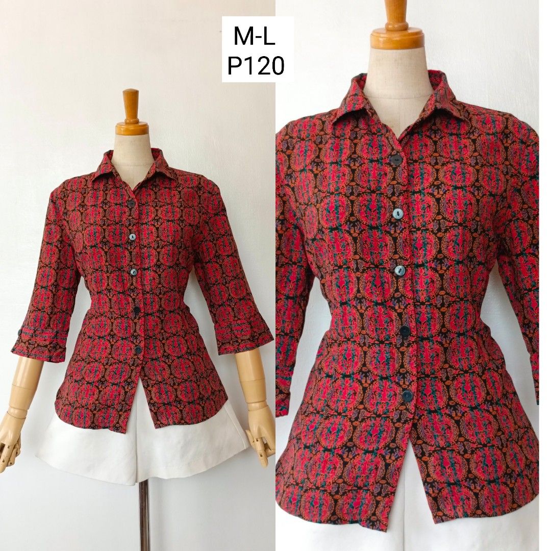 Printed Button-Down Blouse (Category: Blouses) located in Valenzuela. Submitted by mimimiranda672 (Listing ID 1397190832, Image 2). Description: PRELOVED SIZE : PRICE AND ITEM CONDITION POSTED. Location : Valenzuela City Mop: Gcash Courier : Grab/ LALAMOVE / SH*PPE CHECK*UT (SHIPPING ONLY)..