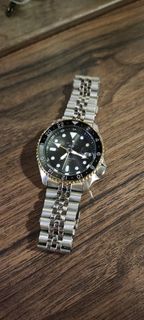 (Category: ) located in . Submitted by joe_thetimekeeper (Listing ID 1397177717, Image 1). Description: .