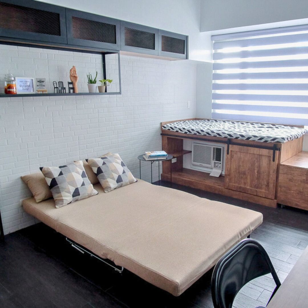 STUDIO UNIT IN ETON TOWER, MAKATI | FOR LEASE (Category: Apartments & Condos) located in Taguig. Submitted by aracasarealty (Listing ID 1397082453, Image 3). Description: ❗️ STUDIO UNIT IN ETON TOWER, MAKATI❗️ For Lease Price: Php 30,000/ month Unit Details: Unit Size: 24.36 sqm ✅ Studio Unit ✅ Fully furnished ✅ Beside Sky Garden ✅ Industrial Interior ✅ Can use as personal or office space ✅ 20th Floor Listing Ref No. 2-029 Reach out to us for oth
