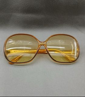 (Category: ) located in . Submitted by a_treasures (Listing ID 1397084574, Image 1). Description: .