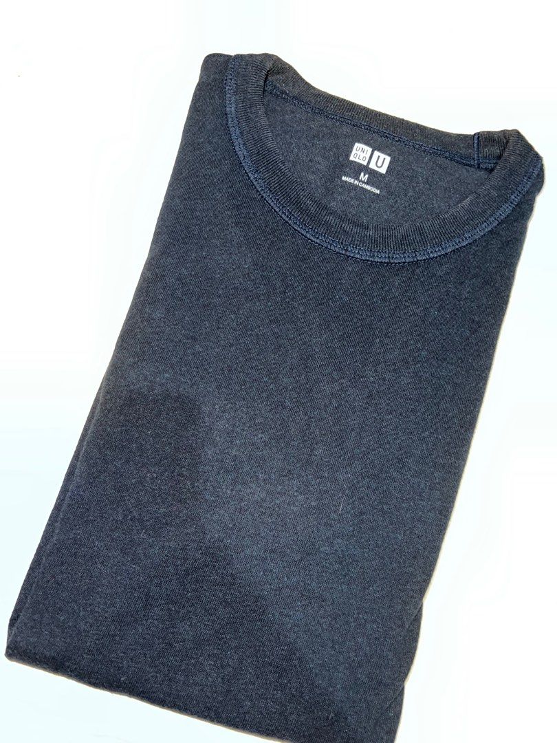 Uniqlo U Crew Neck T-shirt - Medium (Category: Tshirts & Polo Shirts ) located in Bulacan. Submitted by leyovv (Listing ID 1397188249, Image 1). Description: - Uniqlo U crew neck t-shirt - Classic design and comfortable fit - Solid dark blue color - Size: Medium - Made in Cambodia.