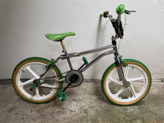 (Category: ) located in . Submitted by yellowfish2wheels (Listing ID 1397042740, Image 1). Description: .