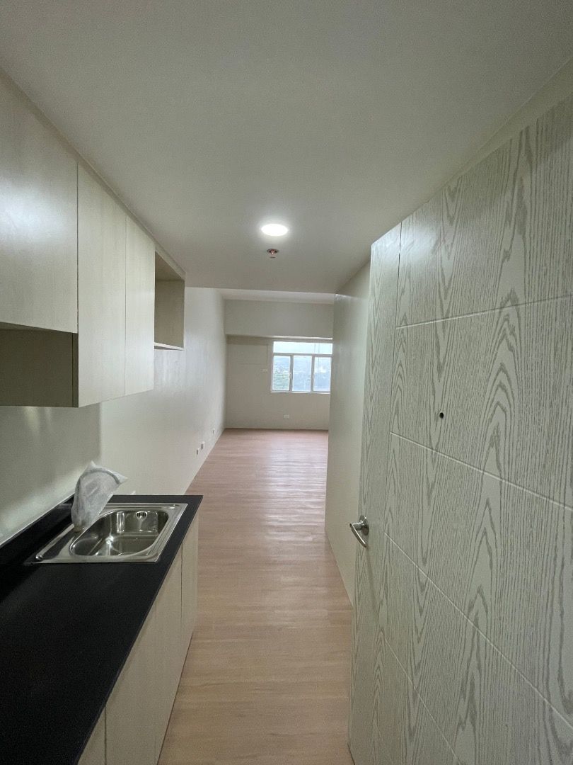 VISTA POINTE KATIPUNAN STUDIO FOR SALE (Category: Apartments & Condos) located in Manila. Submitted by lorin.bindal (Listing ID 1397081213, Image 1). Description: LOCATED ACROSS KATIPUNAN WITH TENNANT .