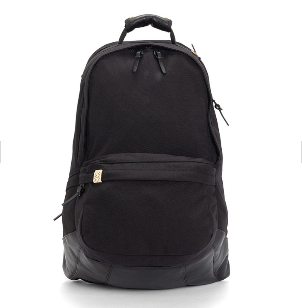 Visvim 25 FW 最新顏色 Cordura 20/ 22L Backpack （分類：背包）位於 Hong Kong。 由 matchmarket 提交（商品編號 1397210516，圖片 5）。簡介： (日本直送 代購產品 並無現貨) Visvim 25 FW 最新顏色 Cordura 20/ 22 L Backpack Black / Charcoal / Blue 。