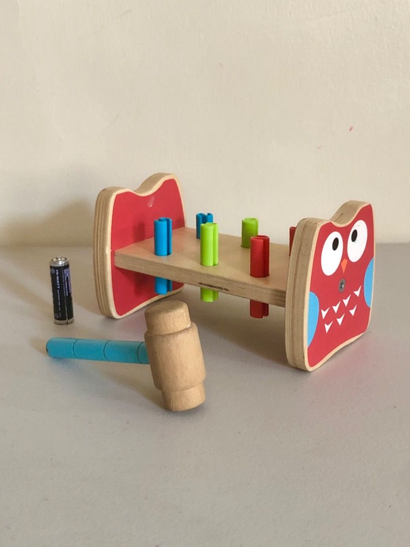 Wooden Pounder/ Pounding Bench (Category: Home Improvement Tools & Accessories) located in Imus. Submitted by dyelinn (Listing ID 1397065291, Image 3). Description: ✨PRELOVED 🇬🇧 Argos Owl Pounder 📝mix of wood and plastic Flaws/ issues: Signs of use on mallet; small wood chip on one side ₱220.