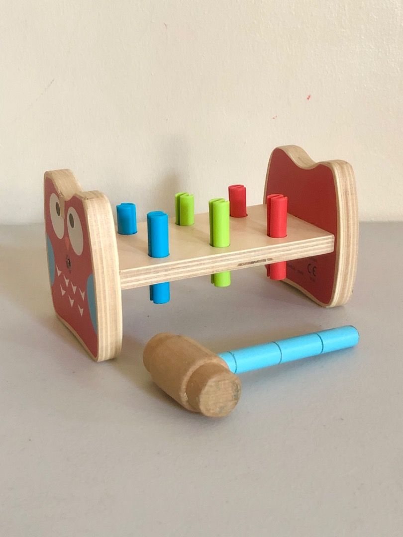 Wooden Pounder/ Pounding Bench (Category: Home Improvement Tools & Accessories) located in Imus. Submitted by dyelinn (Listing ID 1397065291, Image 2). Description: ✨PRELOVED 🇬🇧 Argos Owl Pounder 📝mix of wood and plastic Flaws/ issues: Signs of use on mallet; small wood chip on one side ₱220.