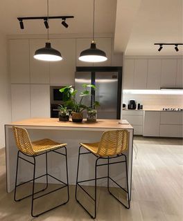 (Category: ) located in . Submitted by aphroditie (Listing ID 1397252800, Image 1). Description: .