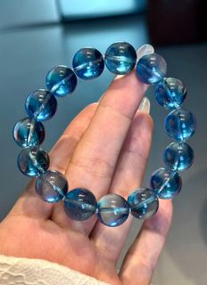 「水為財」招正財旺人緣 💰海藍寶巴西老礦天然水晶高貨冰透大海藍色水晶手串海藍寶手鍊魔鬼藍64232218761218110