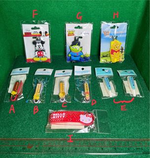 (個別價錢請看產品描述)全新 絕版懷舊 1) SANRIO (1996/2009/2012) Hello Kitty 吉蒂、My Melody 美樂蒂、My Little Twin Stars 雙子星   2) DISNEY Squeeze Toy Aliens 三眼怪/三眼仔、Winnie the Pooh 小熊維尼、Mickey Mouse 米奇老鼠   指甲鉗及便携吊掛摺梳64219496042114110