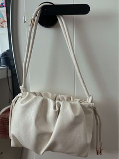（分類：）位於 。 由 mwwtin 提交（商品編號 1397298540，圖片 1）。簡介： 。