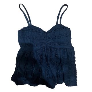 (Category: ) located in . Submitted by bubbytea.closet (Listing ID 1397391859, Image 1). Description: .