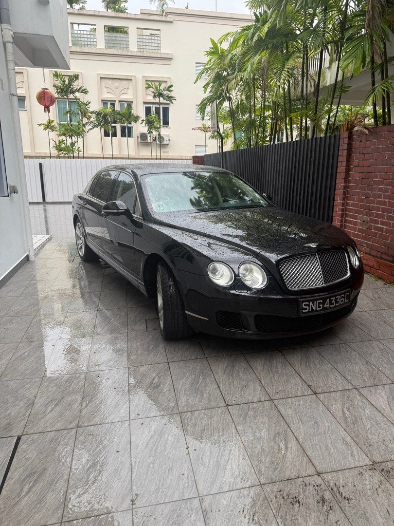 Bentley Flying Spur 6.0 (A) (Category: Used Cars) located in Singapore. Submitted by littlelittleartist (Listing ID 1397243091, Image 1). Description: Serviced all done up Air suspension changed Selling as it is Some scratxhes and dints .