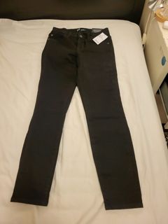 （分類：）位於 。 由 chrisotchan 提交（商品編號 1397370012，圖片 1）。簡介： 。