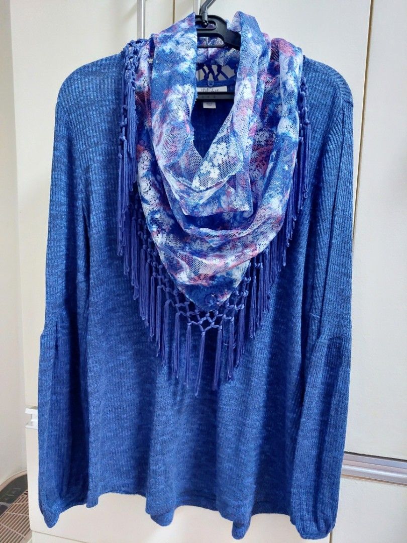 Bundle Women's Long Sleeves Knitted Tops (Category: Longsleeves) located in Quezon City. Submitted by al217 (Listing ID 1397226028, Image 2). Description: Bundle Women's Long Sleeves Knitted Tops ⚠️ 2pcs. for Php200. Colors: Royal Blue & Black (may slightly differ due to lighting). Brands: Style & Co / Terranova Condition: Preloved / Used, but still looks new. Sizes: Small on tag. But, can fit up to XL body frame. RFS: De-cluttering.