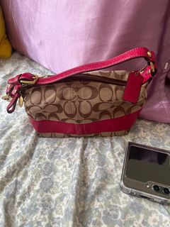 (Category: ) located in . Submitted by ninaaisha (Listing ID 1397224520, Image 1). Description: .