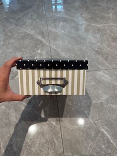 (Category: ) located in . Submitted by criztineee (Listing ID 1397294071, Image 1). Description: .
