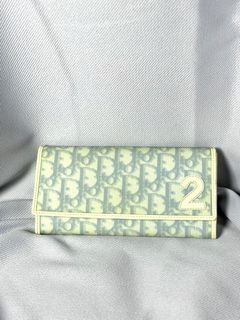 （分類：）位於 。 由 anassbox 提交（商品編號 1397393928，圖片 1）。簡介： 。