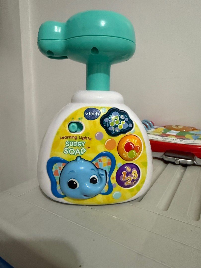 Vtech Battery Operated Toy (Category: Infant Playtime) located in Apalit. Submitted by betsyboo_ (Listing ID 1397297901, Image 1). Description: Fully functional. You just need 2 aaa batteries. .