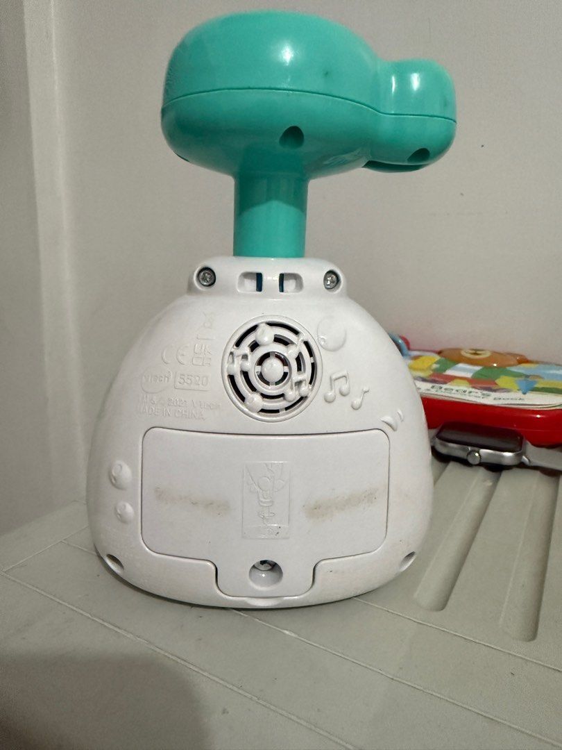 Vtech Battery Operated Toy (Category: Infant Playtime) located in Apalit. Submitted by betsyboo_ (Listing ID 1397297901, Image 2). Description: Fully functional. You just need 2 aaa batteries. .