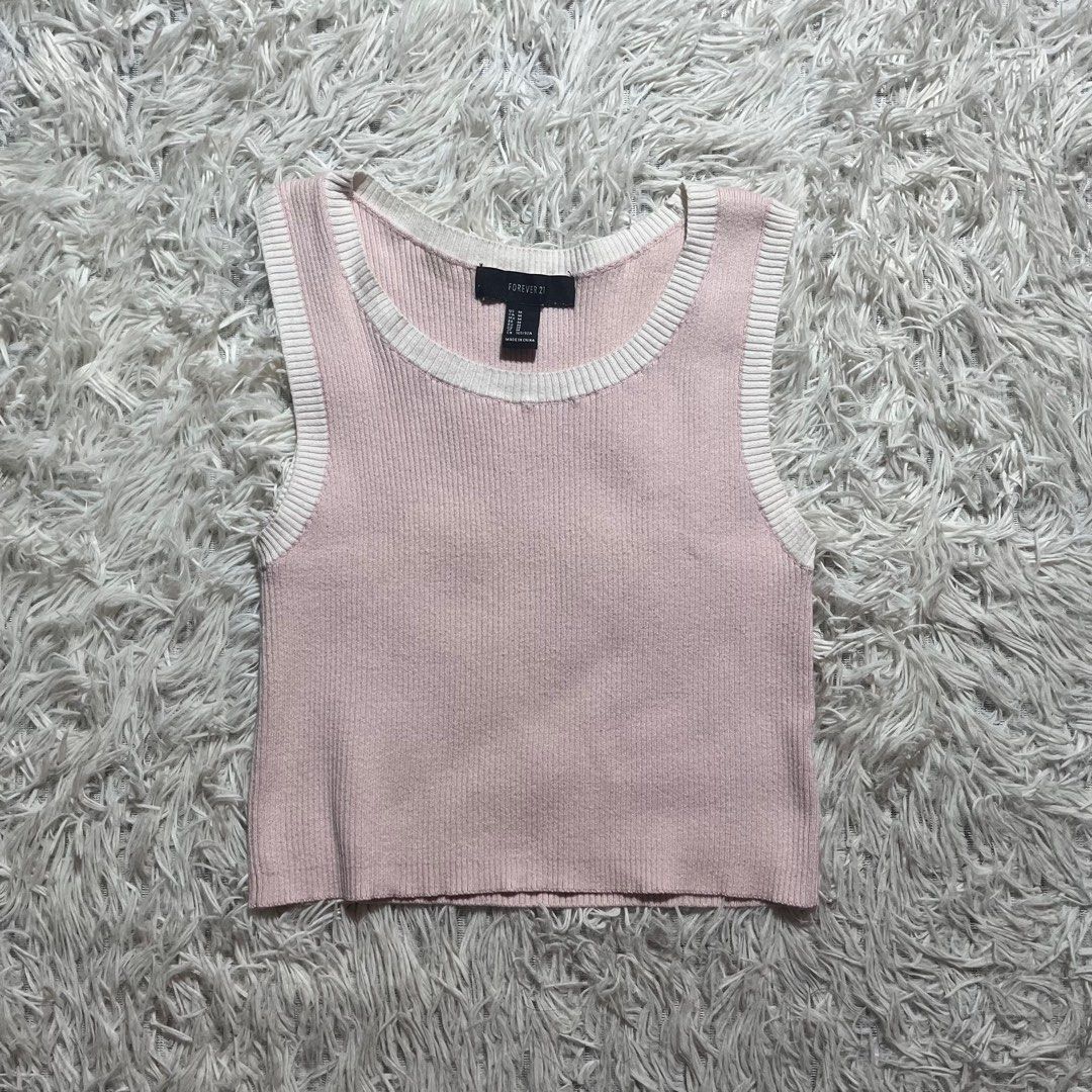Forever 21 Pink Ribbed Cropped Top (Category: Others Tops) located in Manila. Submitted by gabskkasells (Listing ID 1397347497, Image 1). Description: Not using this na + decluttering my closet! • Payment first (no COD) • Buyer will shoulder delivery fee.