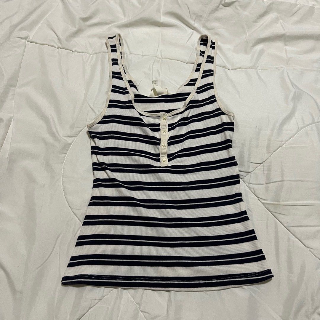 H&M Womens’ Striped Tank Top (Category: Sleeveless) located in Cebu City. Submitted by dogtooth435 (Listing ID 1397317920, Image 1). Description: only worn once .