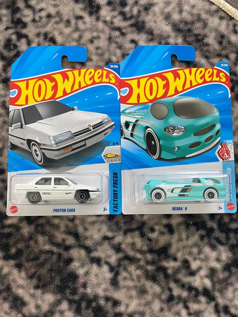 Deora (Teal) main image 1