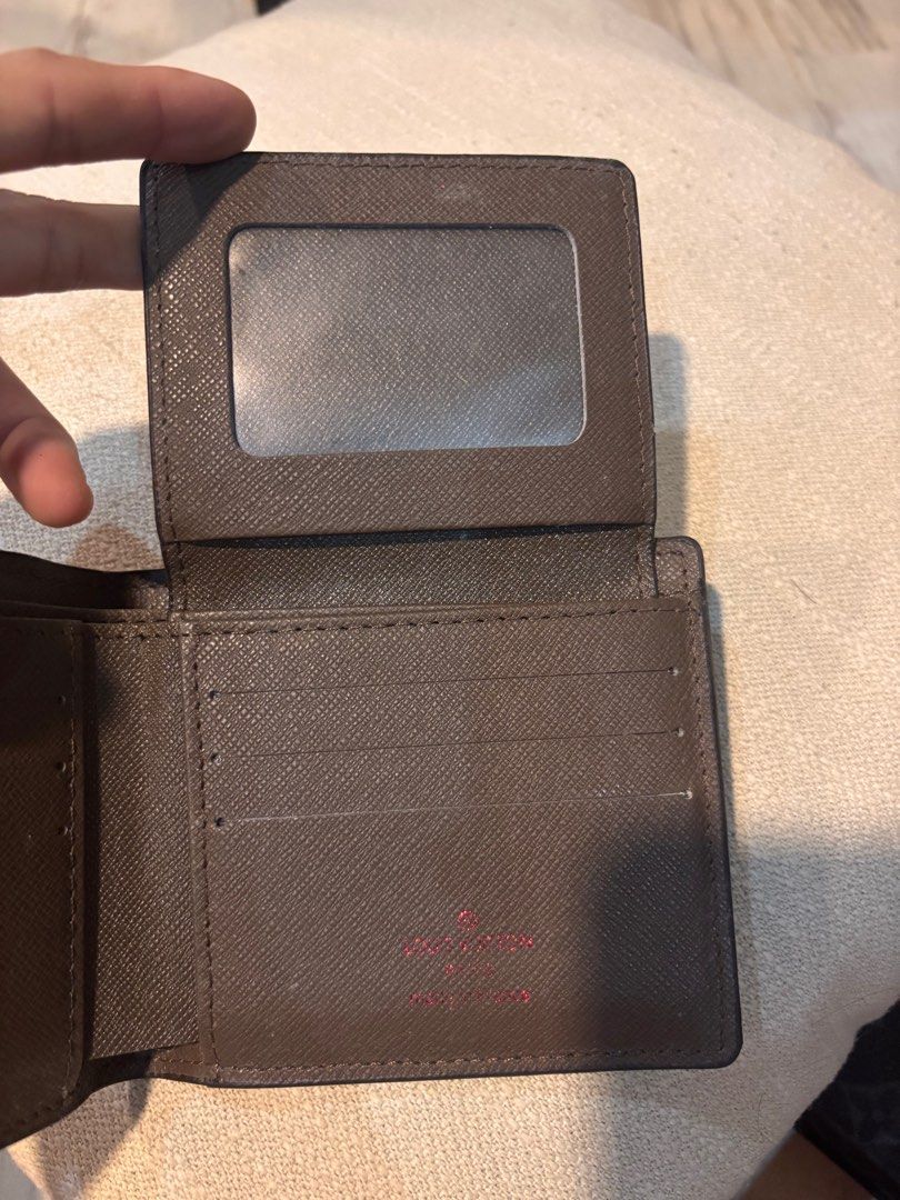 JP short wallet (Category: Luxury Bags & Wallets) located in Cebu City. Submitted by day.98 (Listing ID 1397350996, Image 3). Description: select from japan surpls genuine leather coded no flaws.