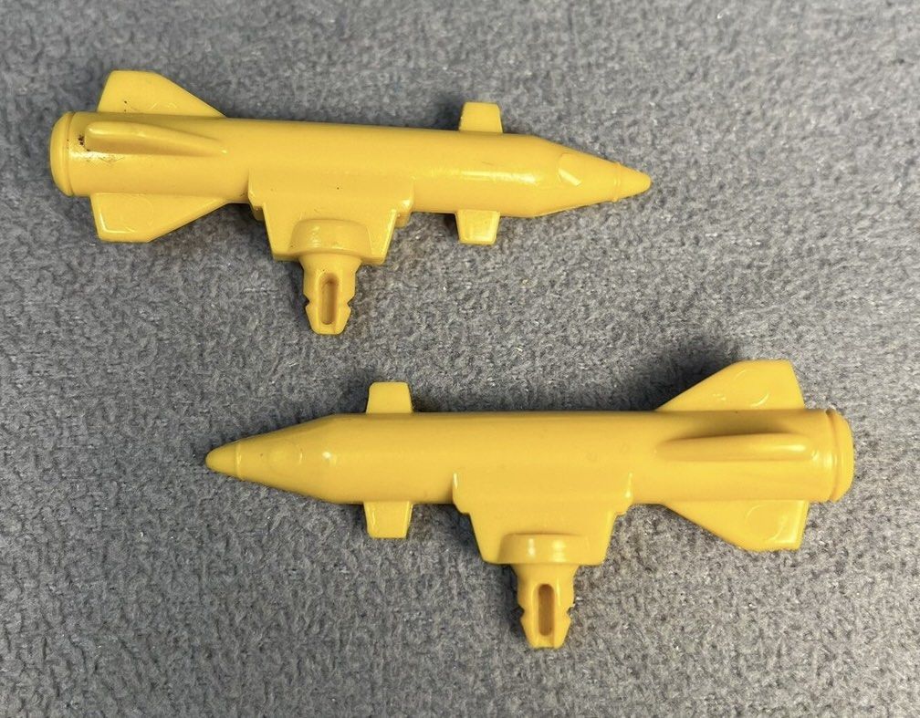 LOOKING FOR KENNER CENTURIONS PARTS (Category: Action & Battle Toys) located in Manaoag. Submitted by aikebarrozo (Listing ID 1397365216, Image 2). Description: LOOKING FOR KENNER CENTURIONS PARTS - kindly browse the images/pictures for the parts wanted. - accepting trade/swap - 1st pictures for reference only Thank you.