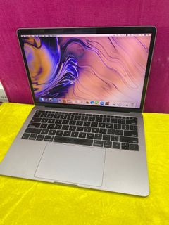 MacBook Pro 13” 2017 Core i5 2.3GHz 8+128GB Grey , HK Version64201857003778110