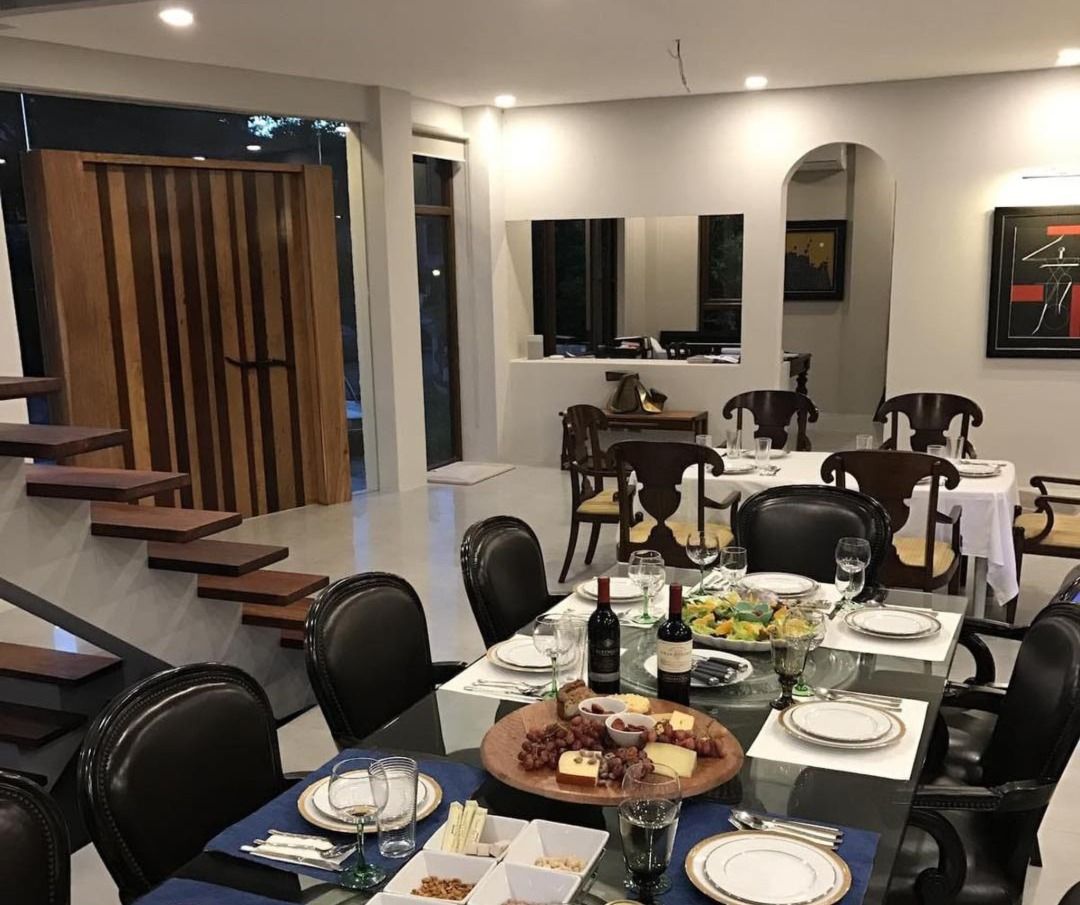 📍Magallanes Village, Makati House and Lot for Sale (Category: House & Lot) located in Mandaluyong City. Submitted by arevalojoshua_realtor (Listing ID 1397302778, Image 3). Description: 📍Magallanes Village, Makati House and Lot for Sale LA: 301 sqm FA: 450 sqm 4 bedrooms + 2 multi purpose rooms 5 toilet & bath Garage: 2-3 (covered) +2 outside in driveway Features: • Very well maintained house (year built: 2019) • Lots of natural light & greener