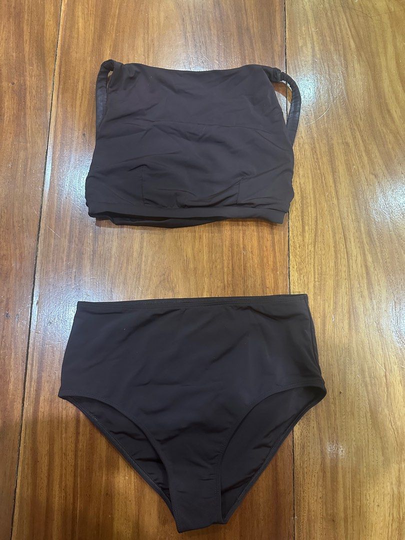 Nekid Swimwear Cocoa Bikini (Category: Bikinis & Swimsuits) located in Pasig City. Submitted by caitlinbuys (Listing ID 1397220652, Image 1). Description: Willow Top in Cocoa - size L Mona Bottom in Cocoa - size M (Bottoms are high-waist) MOP: Gcash, BPI, BDO MOD: GGX, J&T, SDD.
