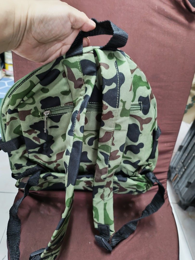 Pre-loved toddlers backpack (Category: Backpacks) located in Pasay City. Submitted by khim1202ma07307 (Listing ID 1397272129, Image 2). Description: Pre-loved toddlers backpack.