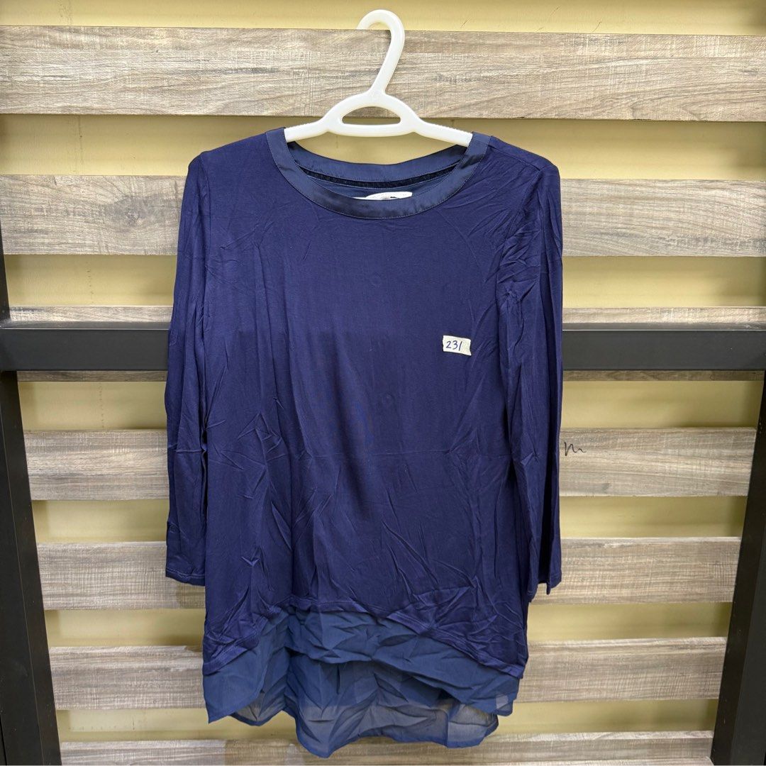 RJR John Rocha Dark Blue Longsleeve (Category: Longsleeves) located in Mandaluyong City. Submitted by bestdressedph2025 (Listing ID 1397351515, Image 1). Description: Selling Preloved Clothes! Can Give Discount if Buying Multiple Items! DM for Inquiries Measurements in Inches: Shoulder: 16 Bust: 20 Length: 27 Size on Tag: 10 MOP: GCash Location: Mandaluyong Delivery: Lalamove/J&T.