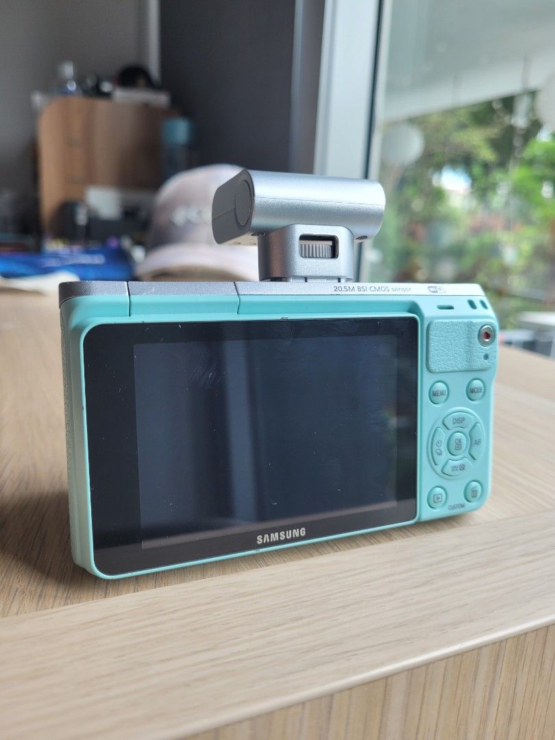 Samsung NX Mini Mirrorless Camera with Lens, Photography, Cameras