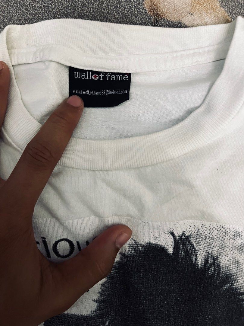 Sid Vicious (Category: Tshirts & Polo Shirts) located in Pasir Gudang. Submitted by dennbundle (Listing ID 1397265708, Image 3). Description: Condition 9/10🔥 , tiada sebarang kecacatan ya baju dijaga dengan baik print cun lagi tag masih ada , kolar baju masih okay . Size S/M okay boleh pakai ni 19.5/27 . RM130✅ ..