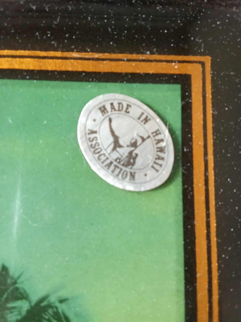 Vintage Hawaii picture frame clock made in Hawaii working clock Php750. (Category: Clocks) located in Taytay. Submitted by abeatrice77985 (Listing ID 1397227723, Image 3). Description: Vintage Hawaii picture frame clock made in Hawaii working clock Php750..