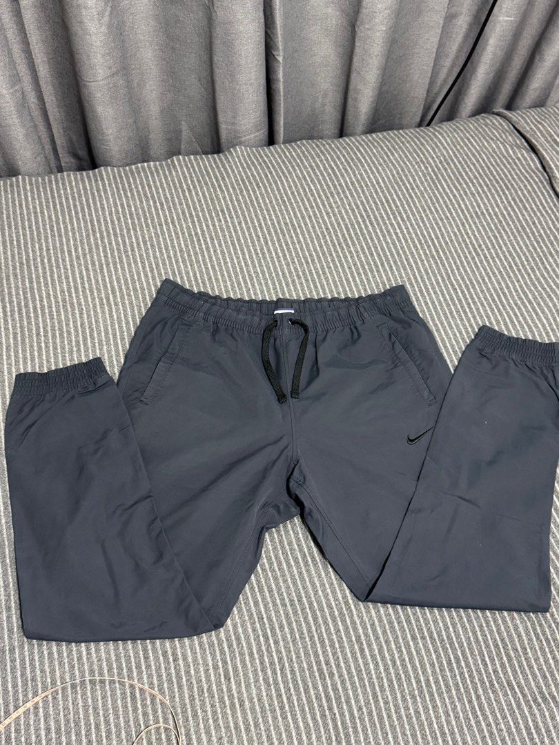 Vintage Nike Woven Joggers (Category: Joggers) located in Paranaque City. Submitted by rockydlc (Listing ID 1397393015, Image 2). Description: Nike Woven Joggers Size XXL on tag but fits like a 34-35 Bought from a thrift store but never used, doesn’t fit Dimes Waist - 17.5 Outseam - 39.5 Inseam - 29 Leg Opening - 5 Merville Paranaque location Makati or Festival Mall by sched Lalamove/LBC.