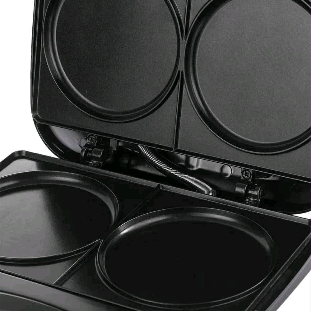 waffle pancakes maker (Category: Cookers) located in Manila. Submitted by asstditems (Listing ID 1397236484, Image 1). Description: WAFFLE PANCAKE MACHINE SIZE ：（24 x23 CM ）X 23 CM POWER ：750 W Same day delivery via Lalamove Location: Manila Mop: Cod/Gcash payment.