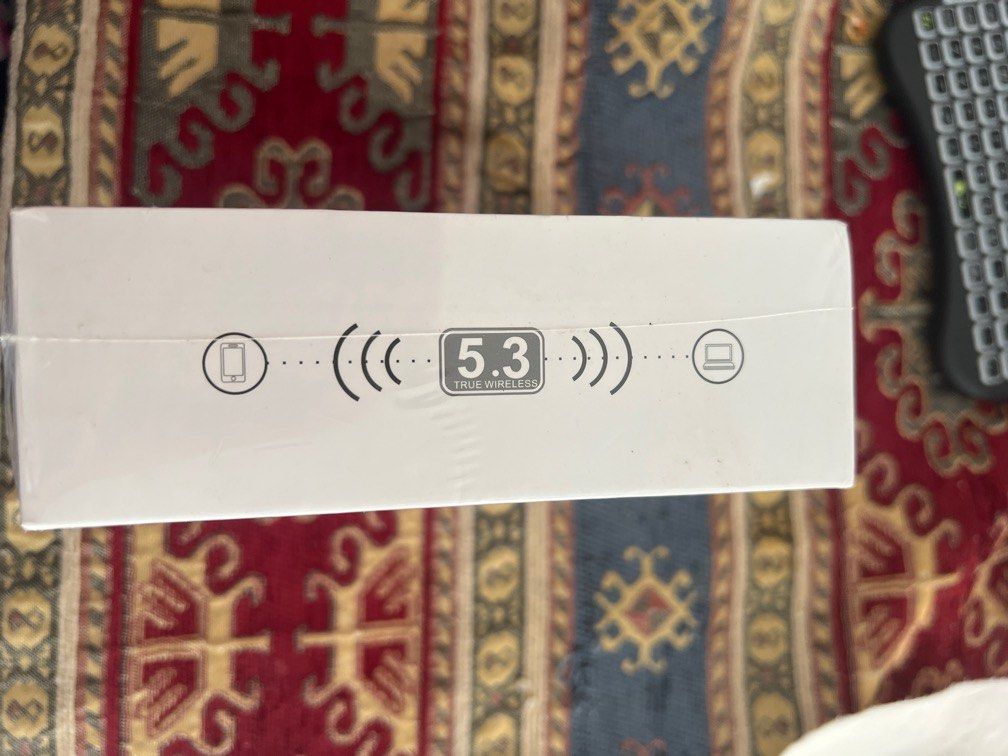 Wireless headphones64012327867522111