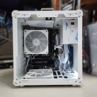 （分類：）位於 。 由 josephwei48018 提交（商品編號 1397325671，圖片 1）。簡介： 。